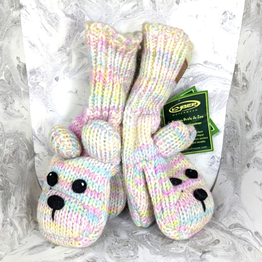 Kyber Rainbow Pastel Bear Mittens with fleece lining, Adult/teen, with tags